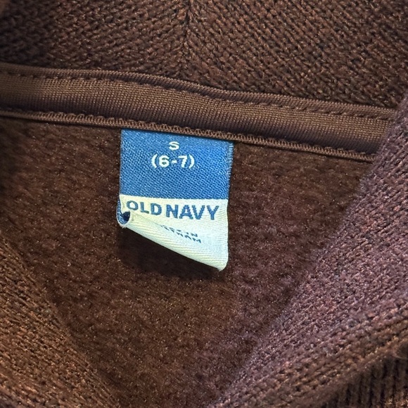 Old Navy Boys Fleece Pullover Sweater - Picture 3 of 7